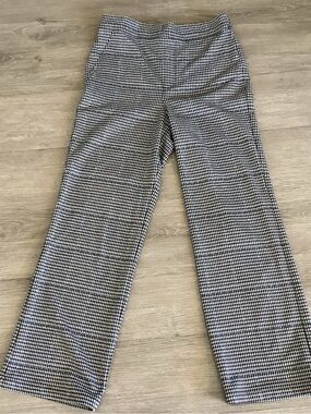 Women Black & White Houndstooth Dress Pants